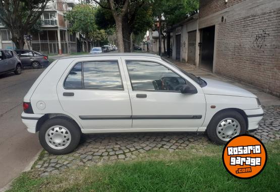 Autos - Renault Clio rt 1.4 1995 Nafta 145000Km - En Venta