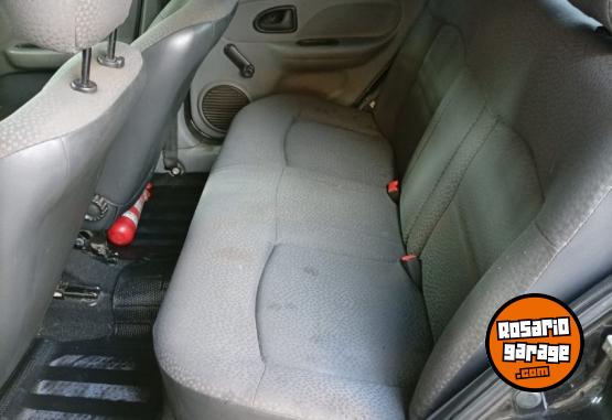 Autos - Renault Clio 1.2 Sedan 5 ptas 2009 Nafta 228000Km - En Venta