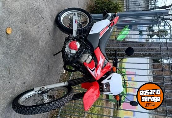 Motos - Honda Tornado 2013 Nafta 16700Km - En Venta