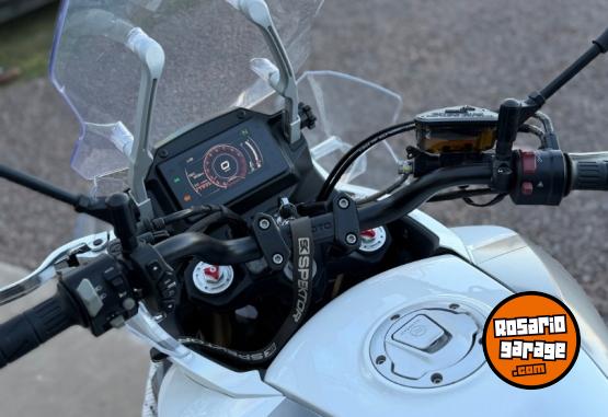 Motos - CF MT 650 2025 Nafta 7000Km - En Venta