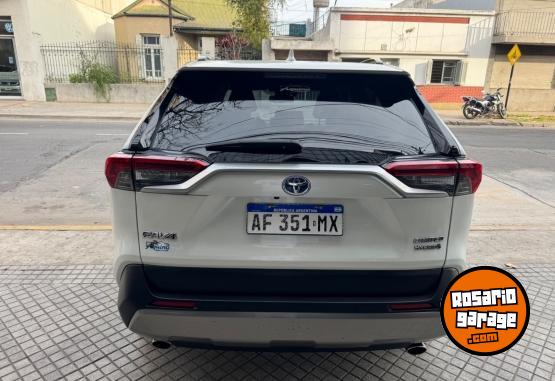 Camionetas - Toyota Rav4 hybrid limited 2022 Electrico / Hibrido 156000Km - En Venta