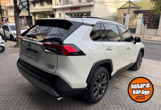 Camionetas - Toyota Rav4 hybrid limited 2022 Electrico / Hibrido 156000Km - En Venta