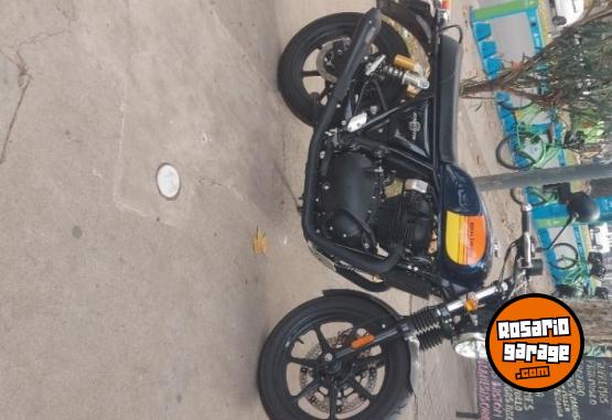 Motos - Royal Enfield Interceptor 2024 Nafta 5300Km - En Venta