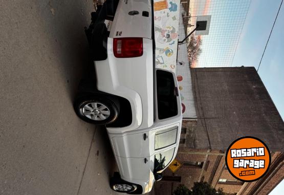 Camionetas - Volkswagen Amarok 180hp 4x4 2012 Diesel 215000Km - En Venta
