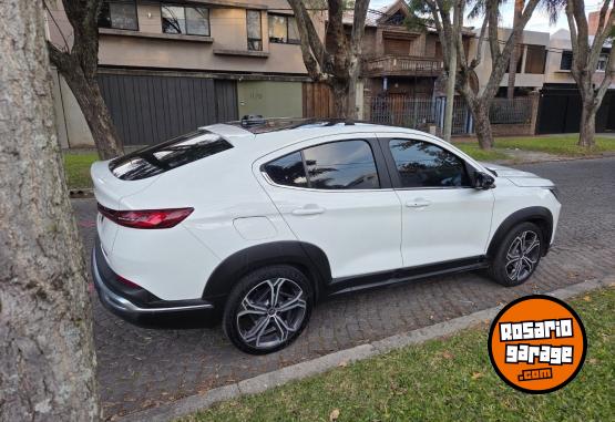 Autos - Fiat Fastback 2025 Nafta 27300Km - En Venta