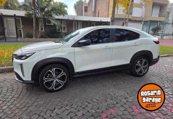Autos - Fiat Fastback 2025 Nafta 27300Km - En Venta
