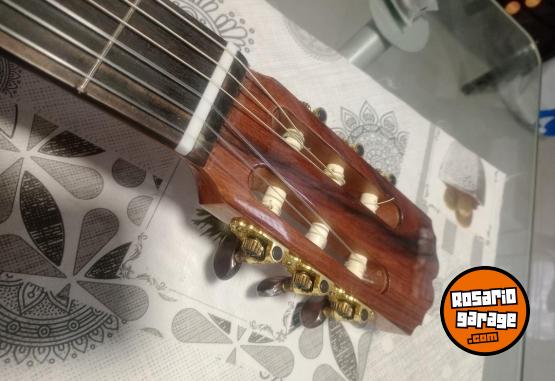 Instrumentos Musicales - Guitarra electroclasica - En Venta