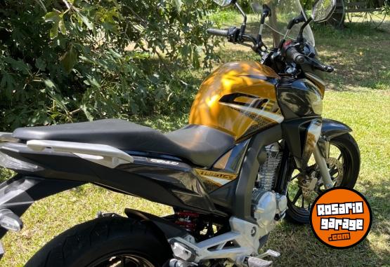 Motos - Honda Twister 250 2020 Nafta 12000Km - En Venta