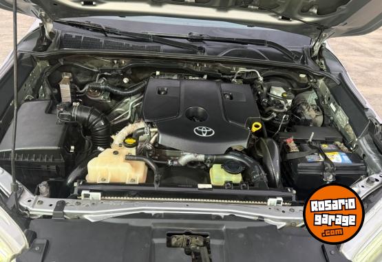 Camionetas - Toyota Hilux srx 2016 Diesel 1111Km - En Venta