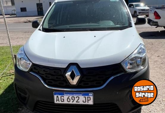 Utilitarios - Peugeot KANGOO 2024 Nafta 58000Km - En Venta