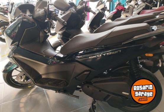 Motos - Kymco SKY TOWN 150cc NEW MODELO 2026 Nafta 0Km - En Venta