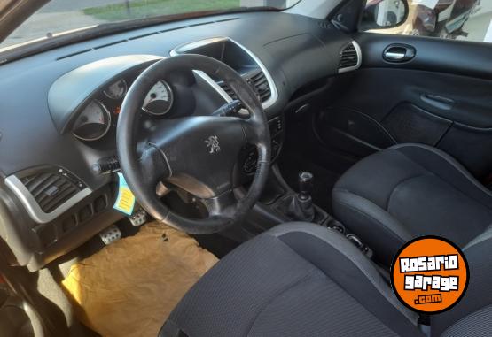Autos - Peugeot 207 Quiksilver 1.4 2012 Nafta 130000Km - En Venta