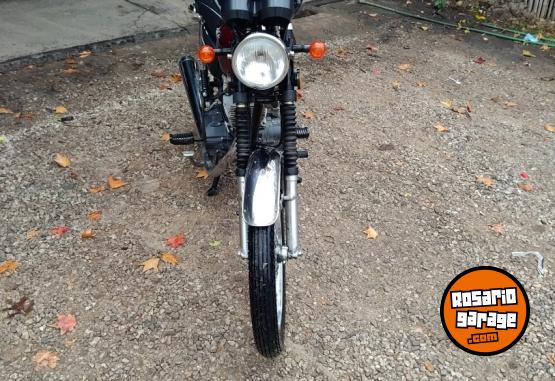 Motos - Zanella SAPUCAI 150 2024 Nafta 4000Km - En Venta