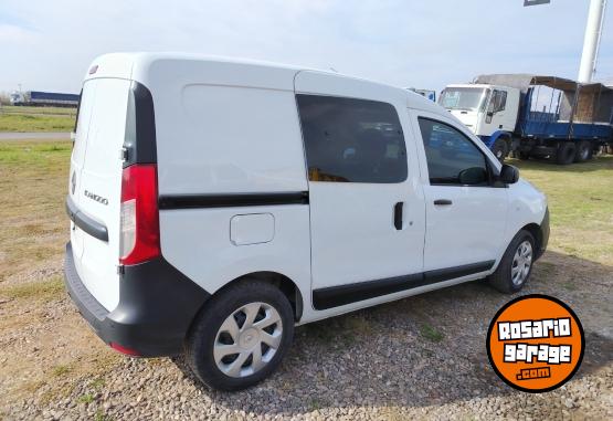 Utilitarios - Renault KANGOO 1.6 EXPRESS 5 A 2024 Nafta 60000Km - En Venta