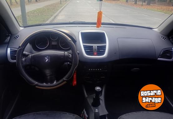Autos - Peugeot 207 Compact XS 2010 Diesel 150000Km - En Venta