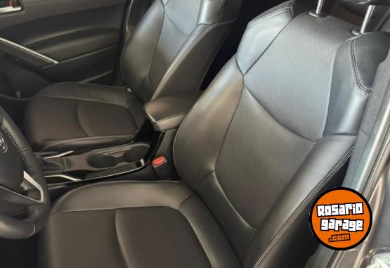 Autos - Toyota Corolla Cross SEG CVT 2021 Nafta 68632Km - En Venta