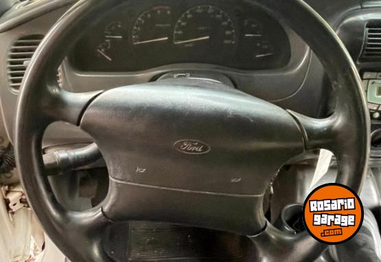 Camionetas - Ford Ranger 2.8 2004 Diesel 350000Km - En Venta