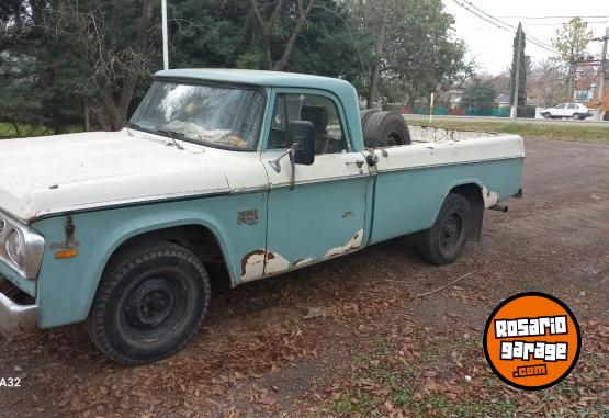 Camionetas - Dodge chata cabina simple 1983 Diesel 1Km - En Venta