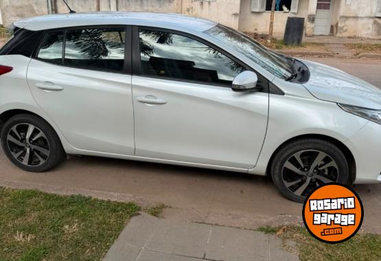 Autos - Toyota Yaris xls pack plus 2022 Nafta 88000Km - En Venta