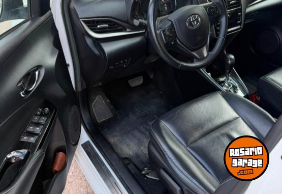 Autos - Toyota Yaris xls pack plus 2022 Nafta 88000Km - En Venta