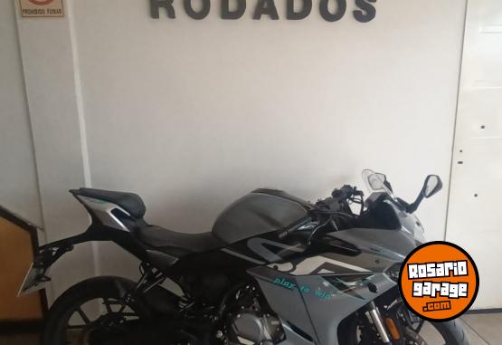 Motos - CF 300RS 2025 Nafta 6900Km - En Venta
