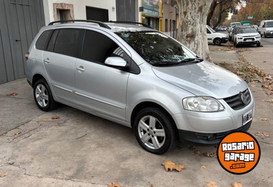 Autos - Volkswagen Suran 2010 GNC 131700Km - En Venta