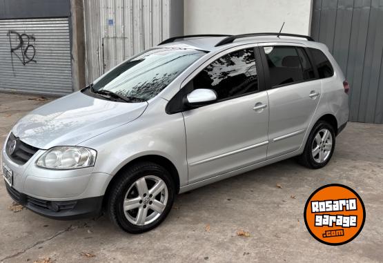 Autos - Volkswagen Suran 2010 GNC 131700Km - En Venta