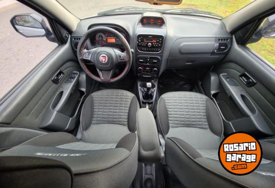 Autos - Fiat Palio Adventure Locker 2017 Nafta 123000Km - En Venta