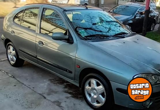 Autos - Renault Rxe 2.0  8V. 2002 Nafta 230000Km - En Venta