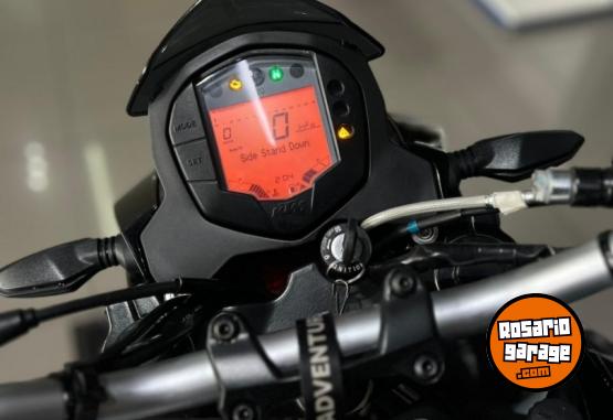Motos - Ktm DUKE 200 2023 Nafta 6050Km - En Venta