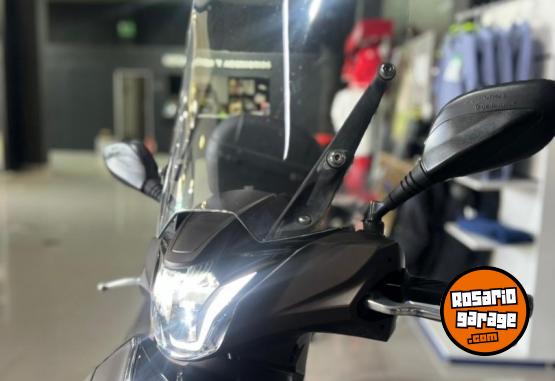 Motos - Kymco PEOPLE 150 2021 Nafta 11300Km - En Venta