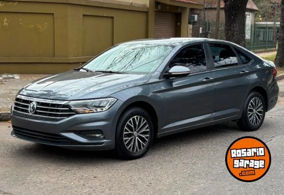 Autos - Volkswagen Vento 2019 Nafta 80000Km - En Venta