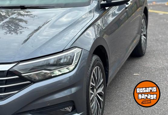 Autos - Volkswagen Vento 2019 Nafta 80000Km - En Venta