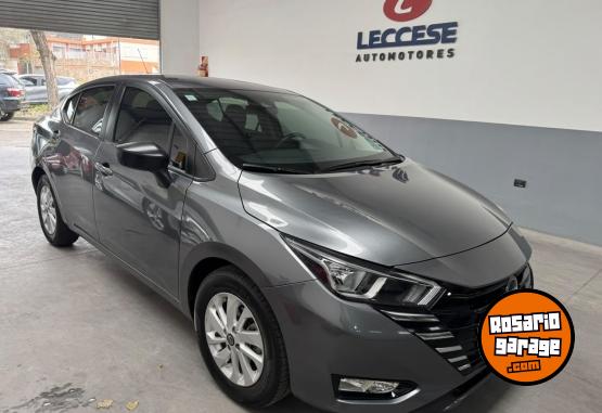 Autos - Nissan Versa sense 2023 Nafta 100000Km - En Venta