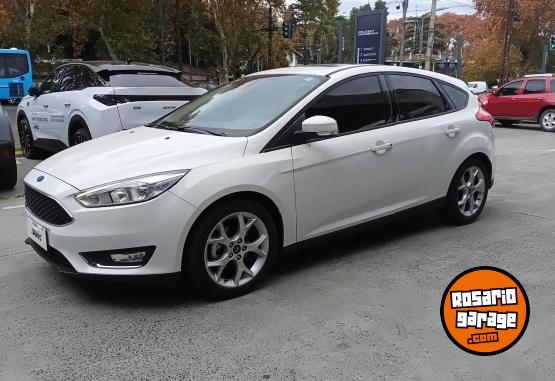 Autos - Ford Focus 2.0 se Plus Power 2017 Nafta 24906Km - En Venta