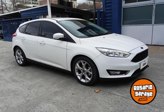 Autos - Ford Focus 2.0 se Plus Power 2017 Nafta 24906Km - En Venta