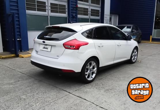 Autos - Ford Focus 2.0 se Plus Power 2017 Nafta 24906Km - En Venta
