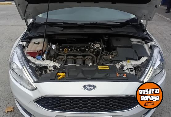 Autos - Ford Focus 2.0 se Plus Power 2017 Nafta 24906Km - En Venta