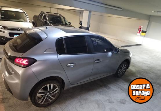 Autos - Peugeot 208 feline 2024 Nafta 33000Km - En Venta