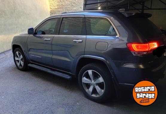 Camionetas - Jeep Grand cherokee 2017 Nafta 190000Km - En Venta