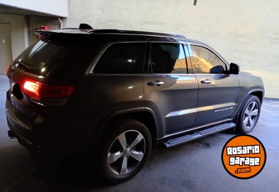 Camionetas - Jeep Grand cherokee 2017 Nafta 190000Km - En Venta