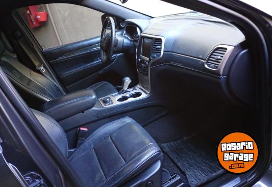Camionetas - Jeep Grand cherokee 2017 Nafta 190000Km - En Venta