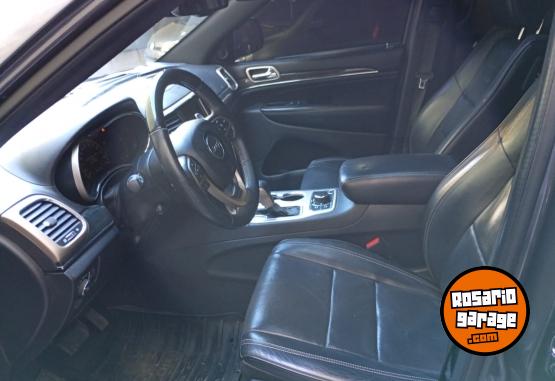 Camionetas - Jeep Grand cherokee 2017 Nafta 190000Km - En Venta
