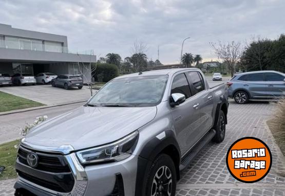Camionetas - Toyota HILUX 2021 Diesel 148000Km - En Venta