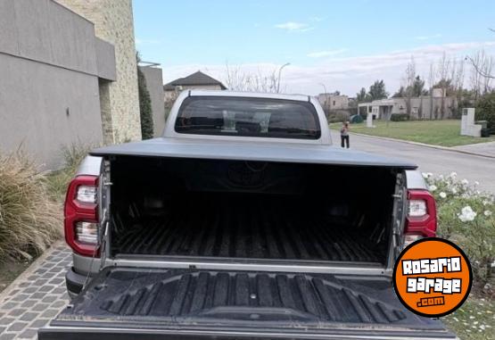 Camionetas - Toyota HILUX 2021 Diesel 148000Km - En Venta