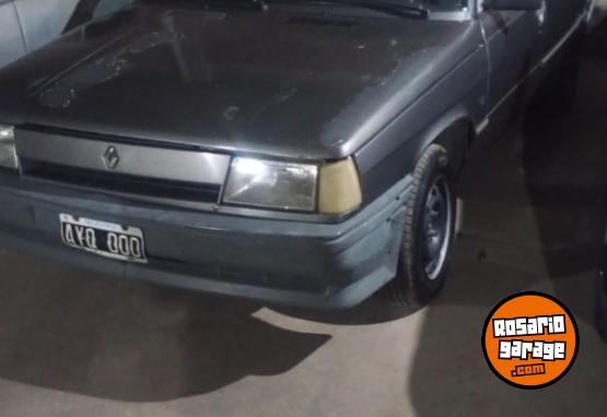 Autos - Renault 9 1996 GNC 190000Km - En Venta
