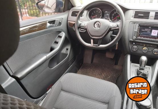 Autos - Volkswagen Vento advance plus 2017 Nafta 15000Km - En Venta