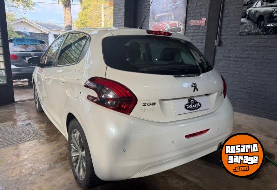 Autos - Peugeot 208 feline trip 2020 Nafta 98000Km - En Venta