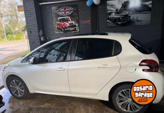 Autos - Peugeot 208 feline trip 2020 Nafta 98000Km - En Venta
