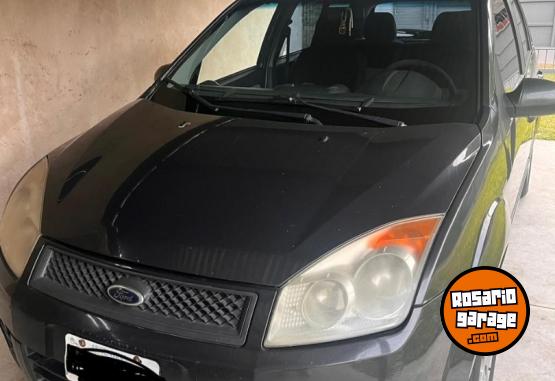 Autos - Ford Fiesta EDGE PLUS MP3 2008 Nafta 200000Km - En Venta